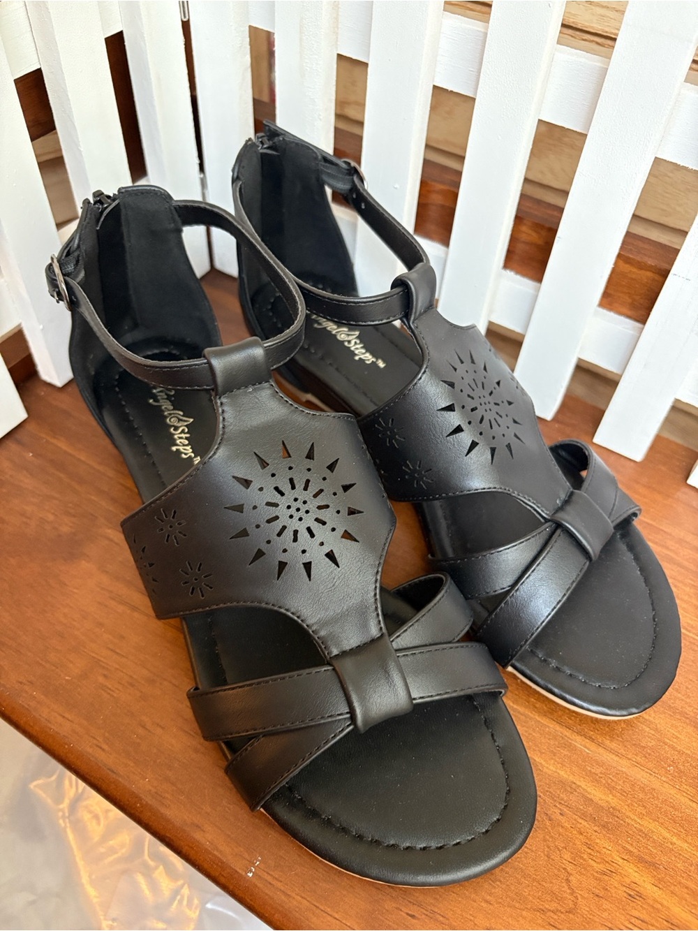 VTG Sunburst Gladiator Black Ankle Sandals 8 Wide - Picture 4 of 13